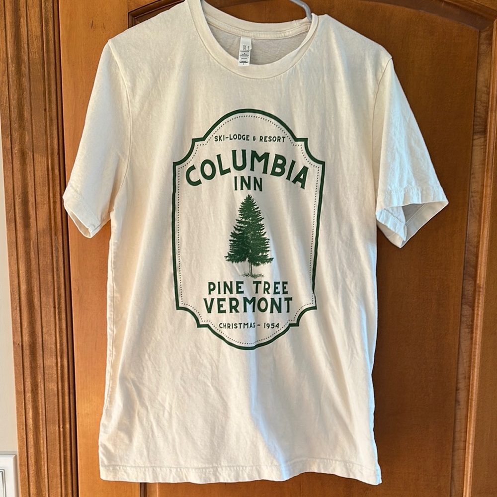 Bella Canvas Off-White Tee Columbia Inn Large 100% Cotton